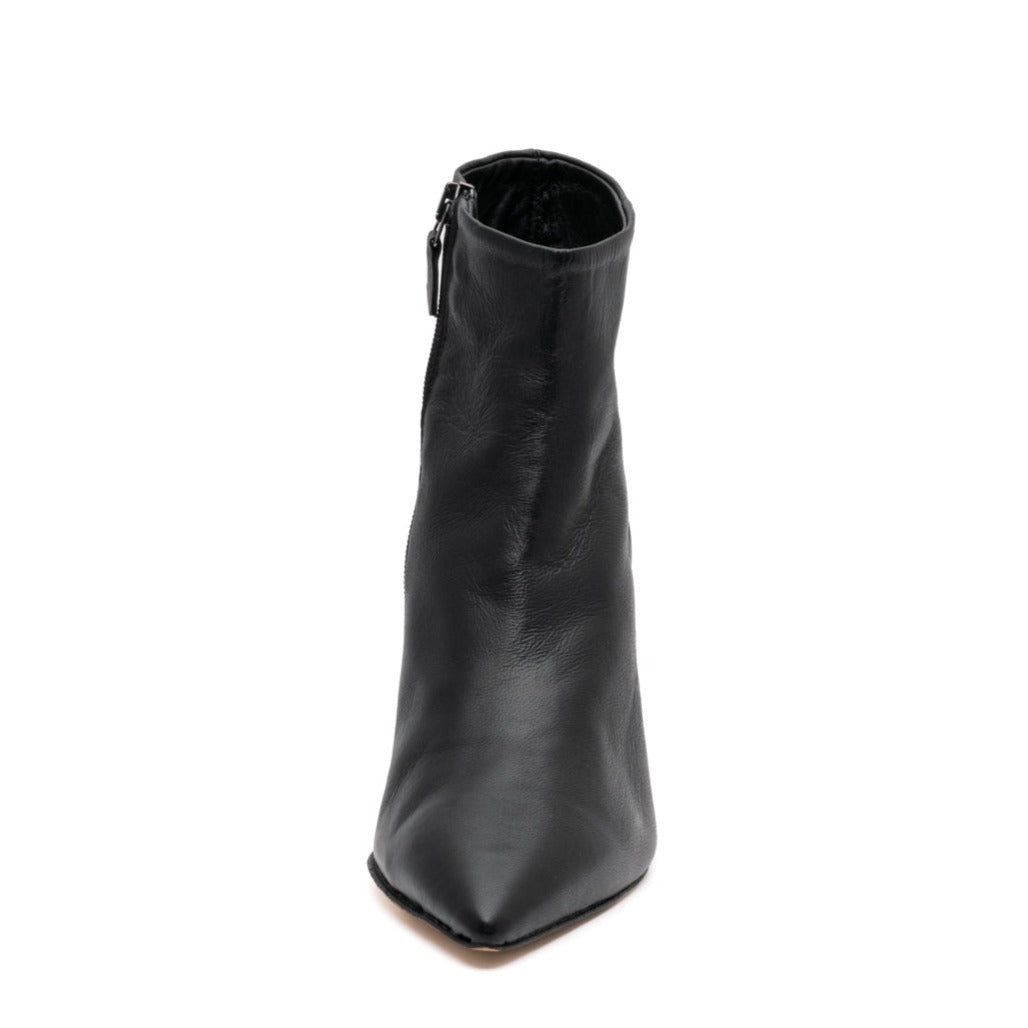 ELECTRA Pointy Toe Ankle Boot