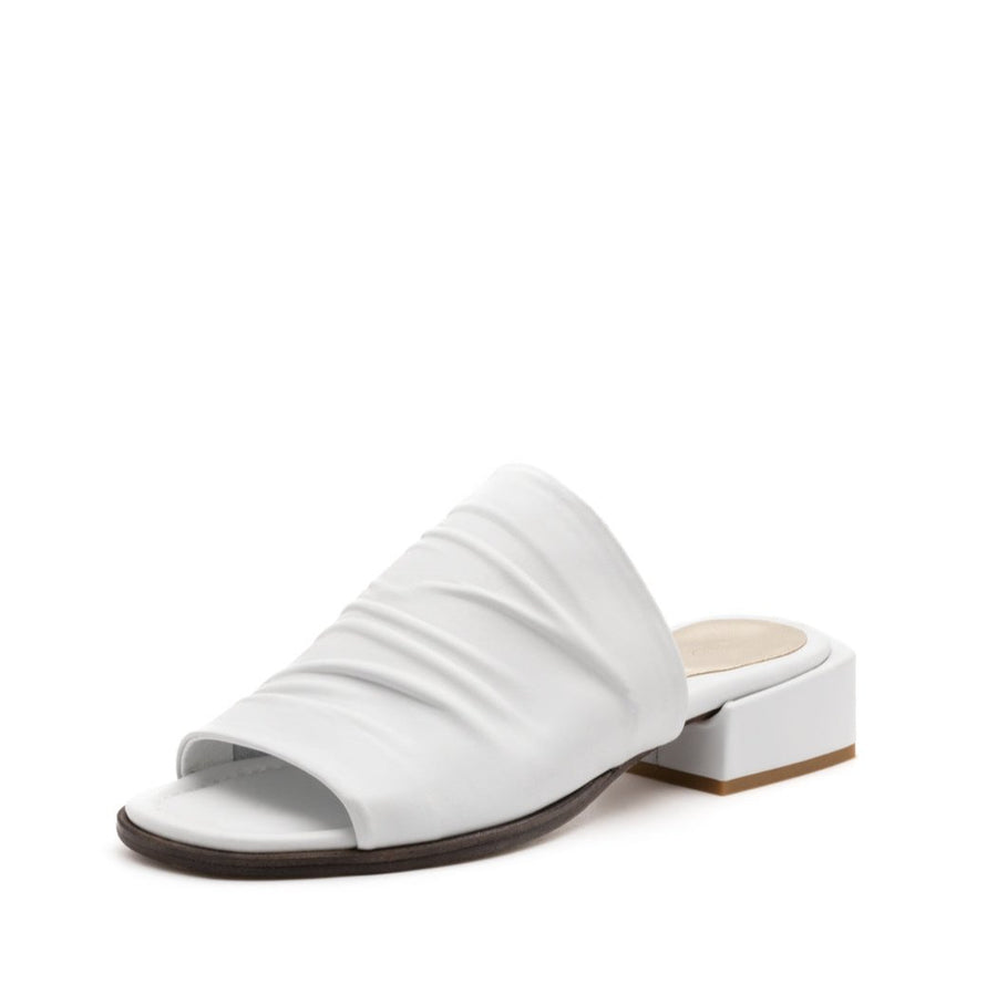 JANET heeled Slides